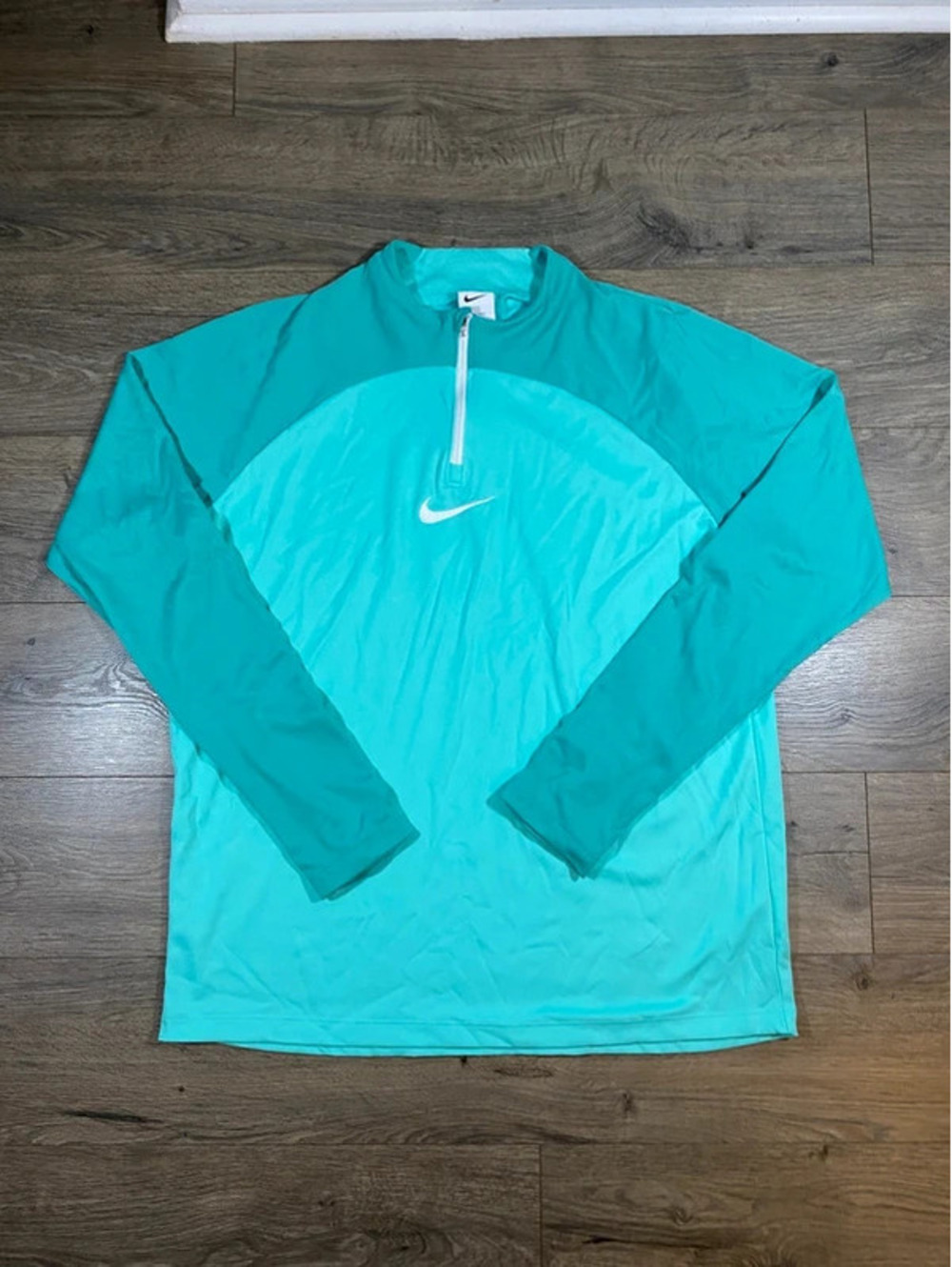 Nike Dri-FIT Mens L Teal Aqua Colorblock 1/4 Zip Pullover Center Swoosh